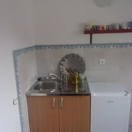 Tower 2 Apartment *
